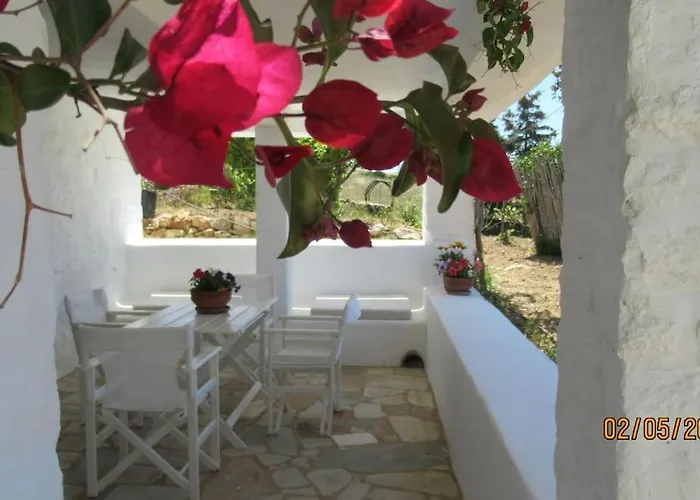 Stone With Amazing View 別荘 Angairiá